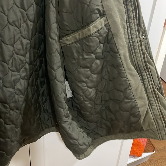 Men's Levi's Cotton Filled Military Jacket - Picture 3 of 7